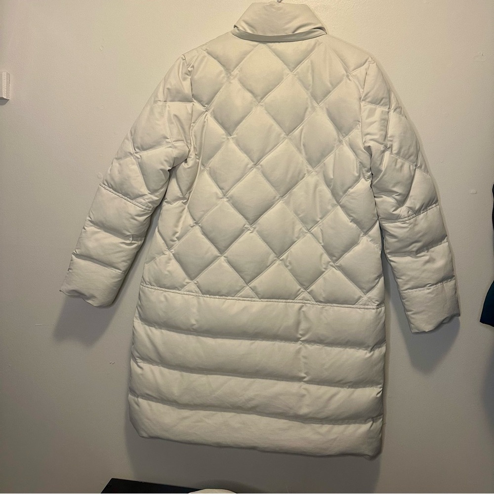 💥CLEAROUT💥Ochirly Long White Puffer Jacket w Detachable Hood Asia Large, 170/92A - Picture 3 of 10